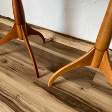 Load image into Gallery viewer, Modern End Table Set