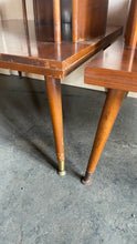 Load image into Gallery viewer, Large Vintage End Table Set