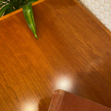 Load image into Gallery viewer, Square Wooden Side Table