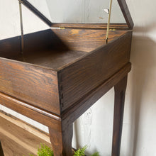 Load image into Gallery viewer, Wooden Display Case