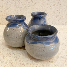 Load image into Gallery viewer, Blue Pottery Vase