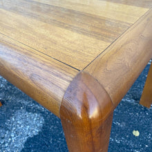 Load image into Gallery viewer, Lane End Table Set