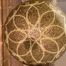 Load image into Gallery viewer, Seashell Hanging Lamp