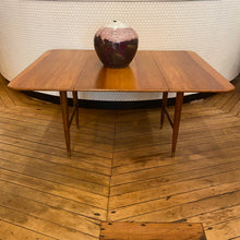 Load image into Gallery viewer, Mid Century Drop Leaf Side Table
