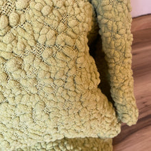 Load image into Gallery viewer, Textured Green Throw Blanket
