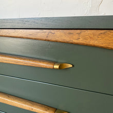 Load image into Gallery viewer, Mid Century Kroehler Dresser
