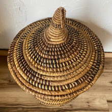 Load image into Gallery viewer, Rattan Basket with Lid
