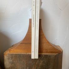 Load image into Gallery viewer, Wooden Inlay Bookends
