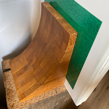 Load image into Gallery viewer, Wooden Inlay Bookends
