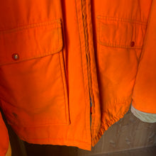 Load image into Gallery viewer, Vintage Woolrich Hunting Coat
