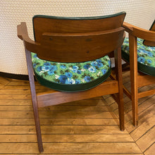 Load image into Gallery viewer, Mid Century Floral Arm Chair Set
