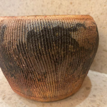 Load image into Gallery viewer, Textured Pottery Planter
