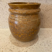 Load image into Gallery viewer, Vintage McCoy Vase
