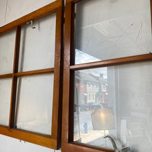 Load image into Gallery viewer, Old Wooden Window Set
