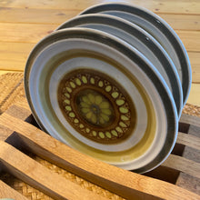 Load image into Gallery viewer, Boho Vintage Plate Set

