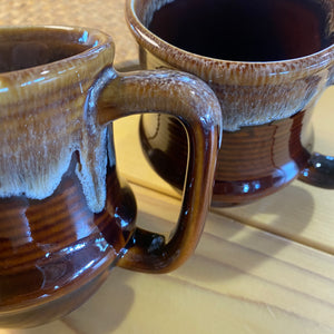 Vintage Brown Mug Set