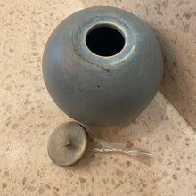 Load image into Gallery viewer, Pottery Oil Burner
