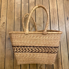 Load image into Gallery viewer, Woven Tote Basket
