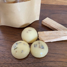 Load image into Gallery viewer, Palo Santo + Lavender Wax Melts
